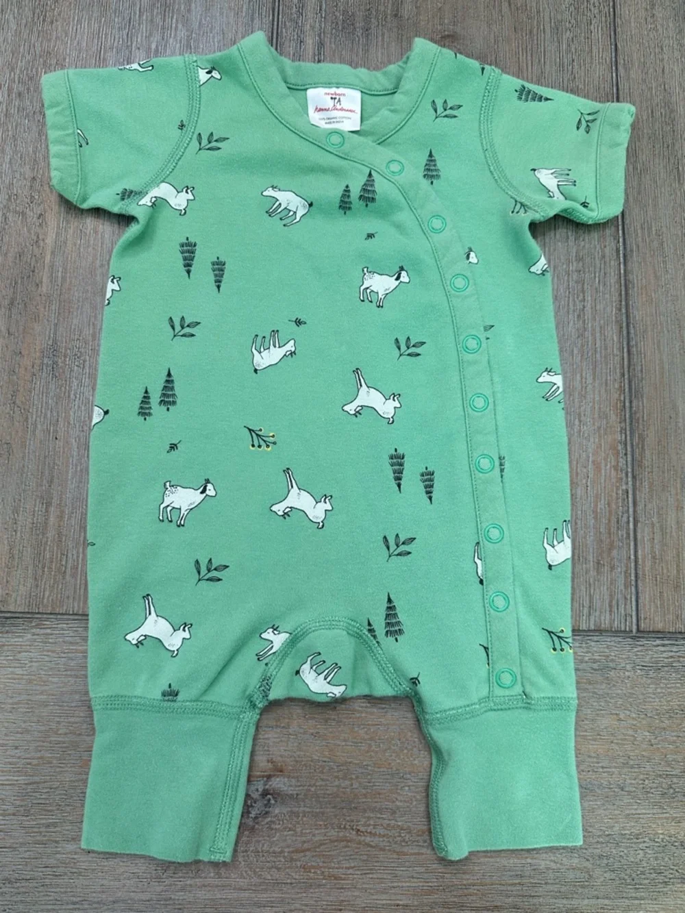 Hanna Andersson Green Graceful Goats Short Sleeve Romper | Size Newborn
